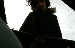 Непослушный азиатский студент Юй Цубаки лизнул, пока она не вздрагивала